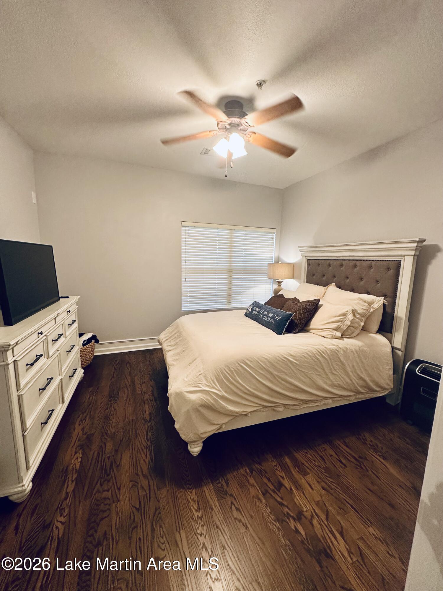 64 Stoneview Summit Crt