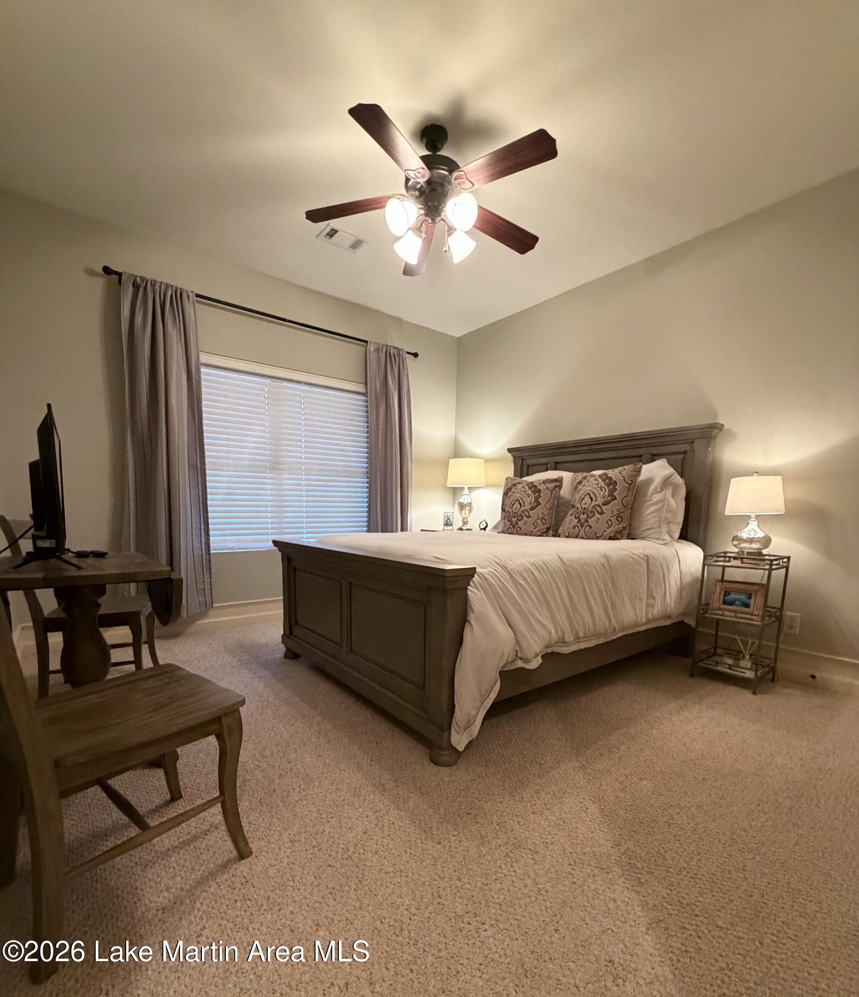 48 Stoneview Summit Crt