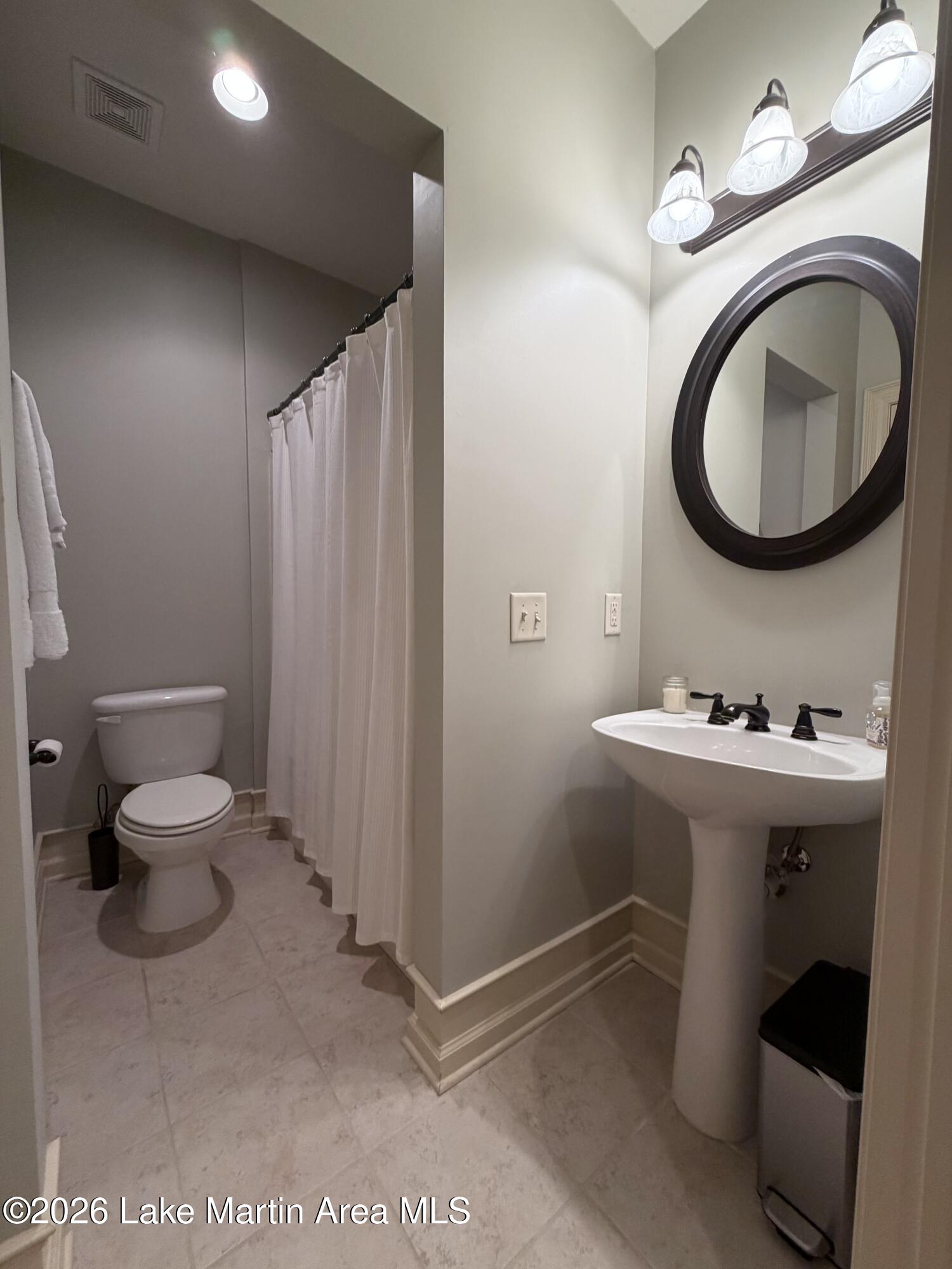 48 Stoneview Summit Crt