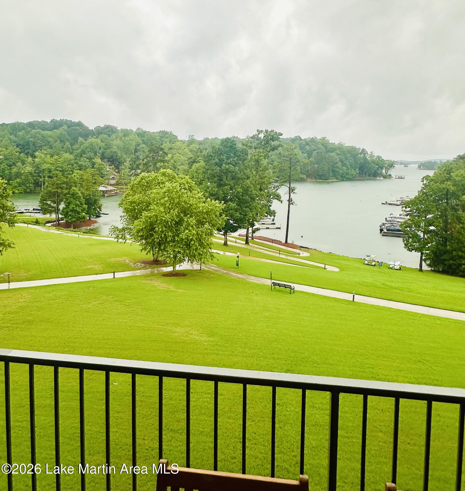 48 Stoneview Summit Crt