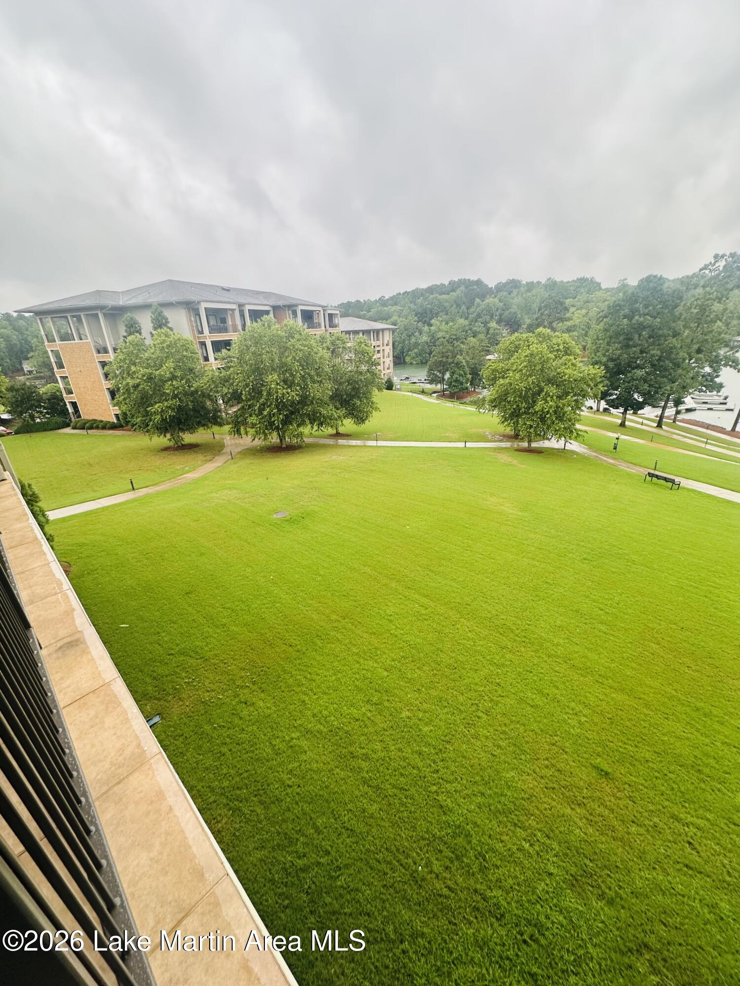 48 Stoneview Summit Crt