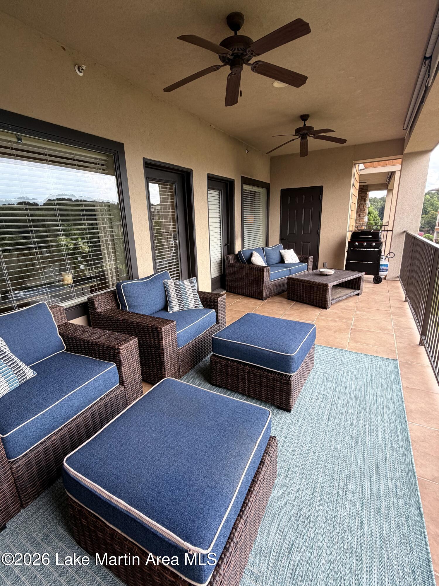 48 Stoneview Summit Crt