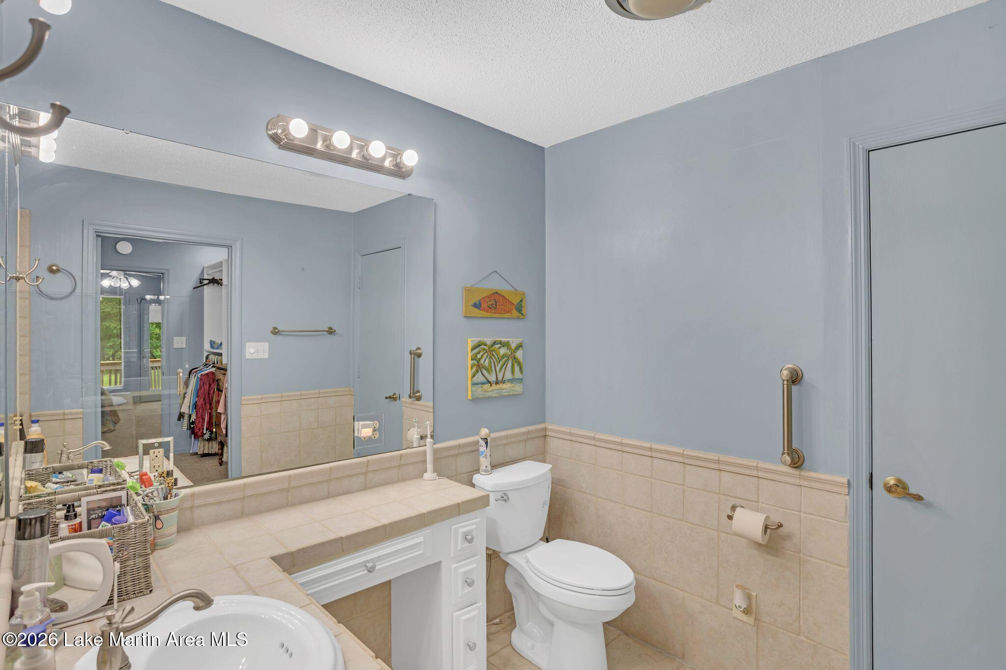 35 Moonlight Ln