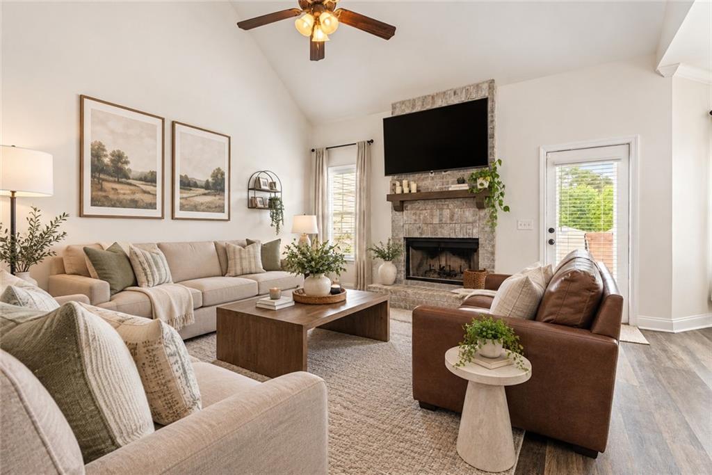 2902 Anderson Lakes Circle