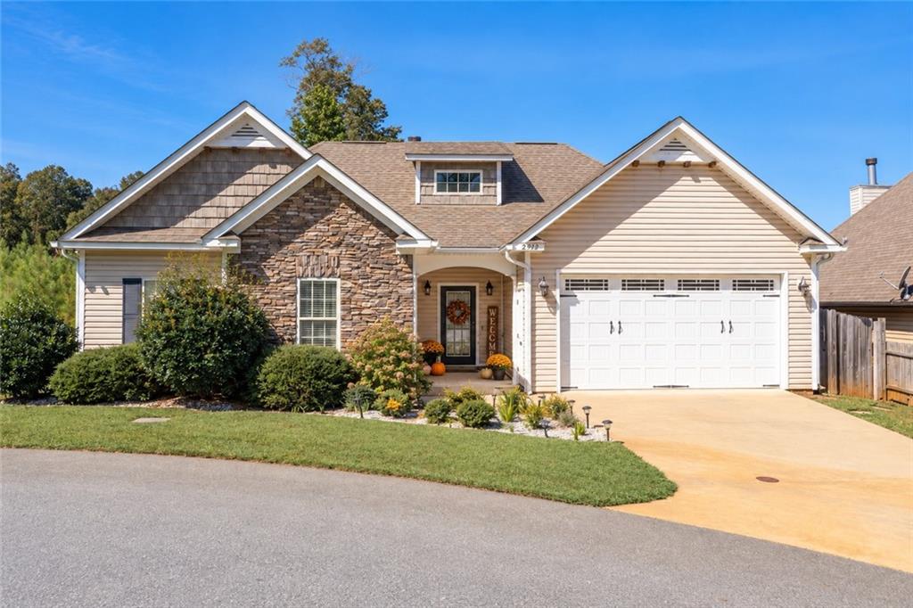 2902 Anderson Lakes Circle