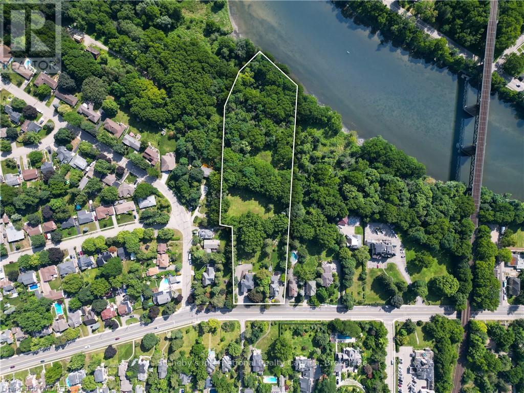 197-199 GRAND RIVER STREET N