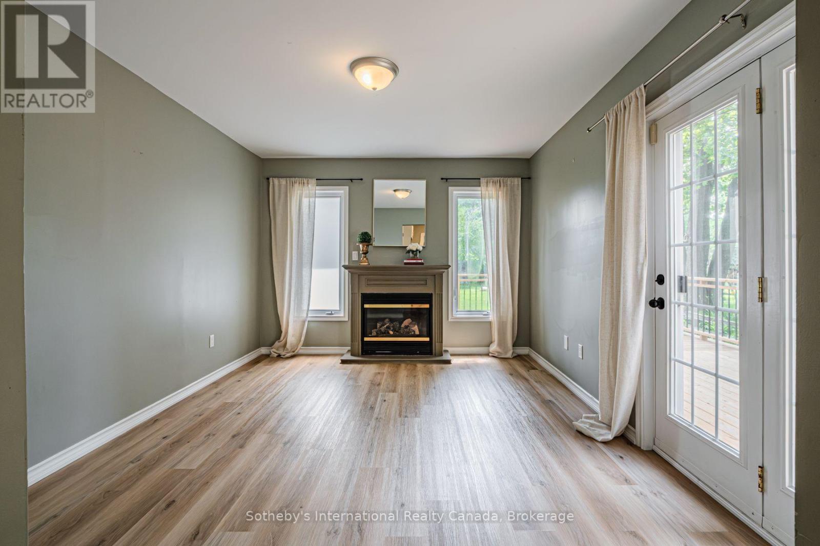 26 ALEXANDER AVENUE