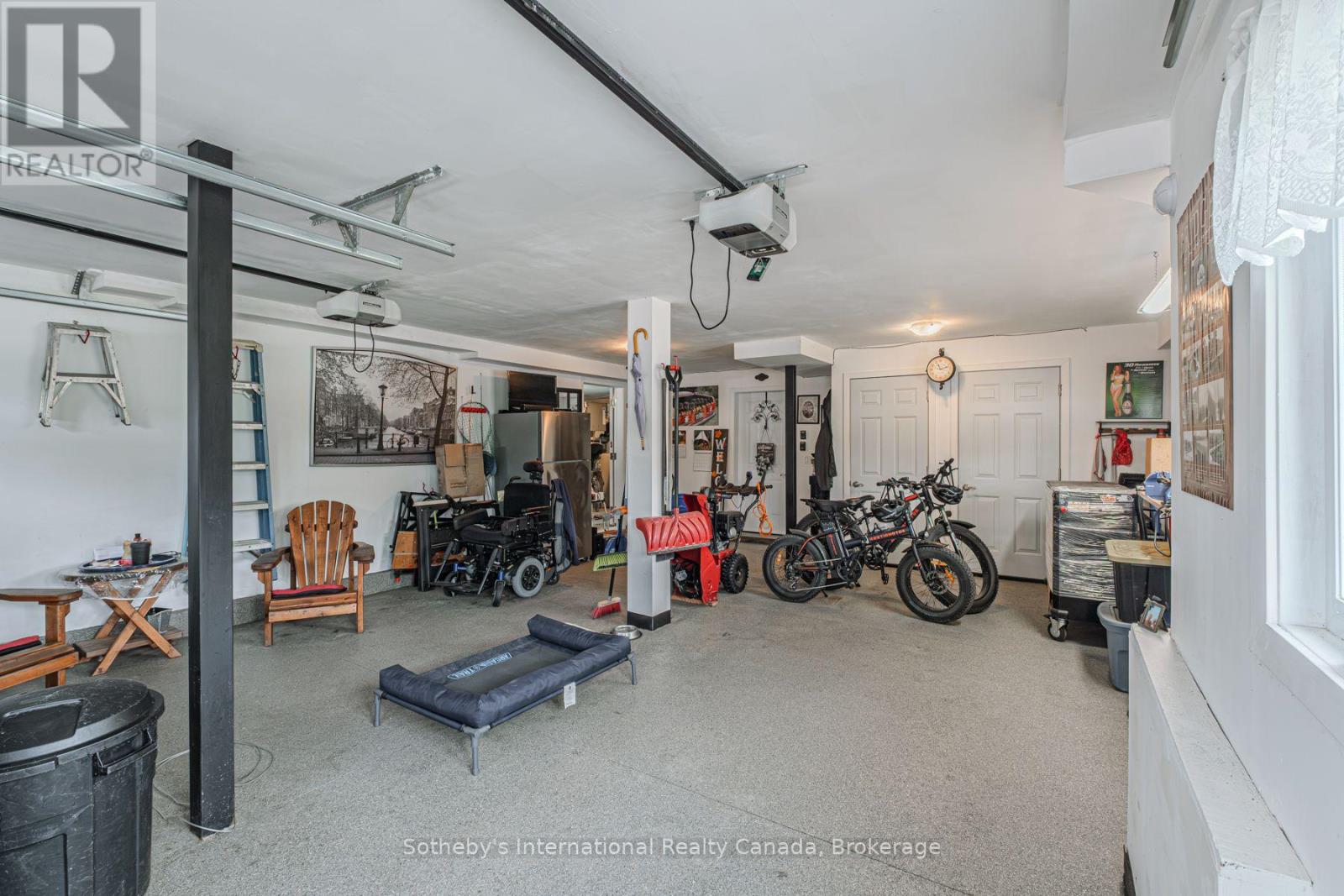 2 BALMORAL STREET