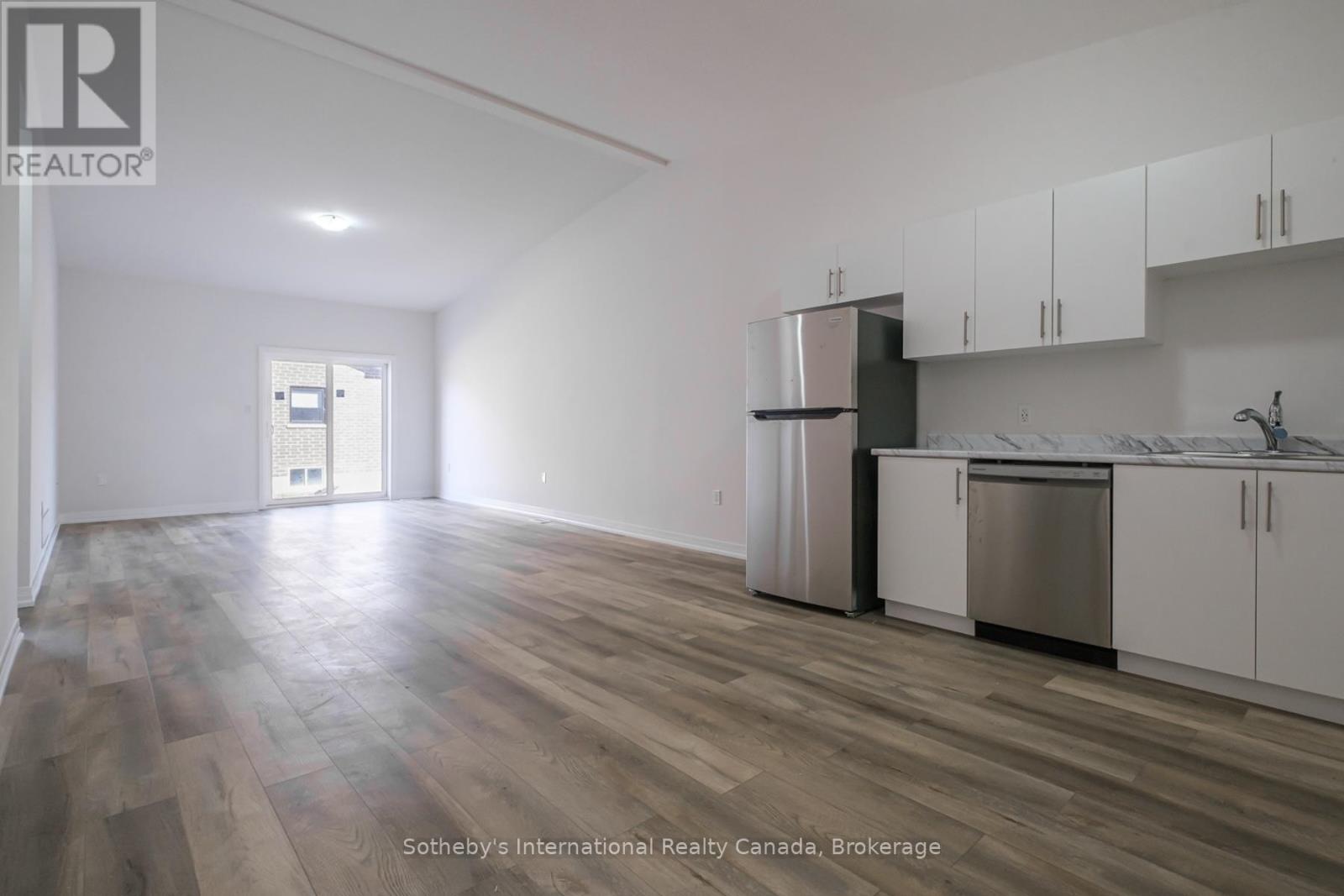 36 - 550 GREY STREET