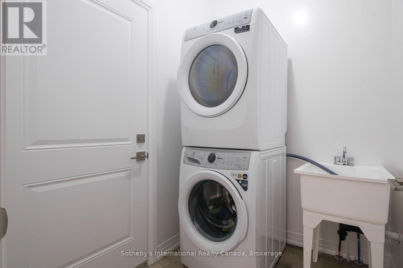 36 - 550 GREY STREET