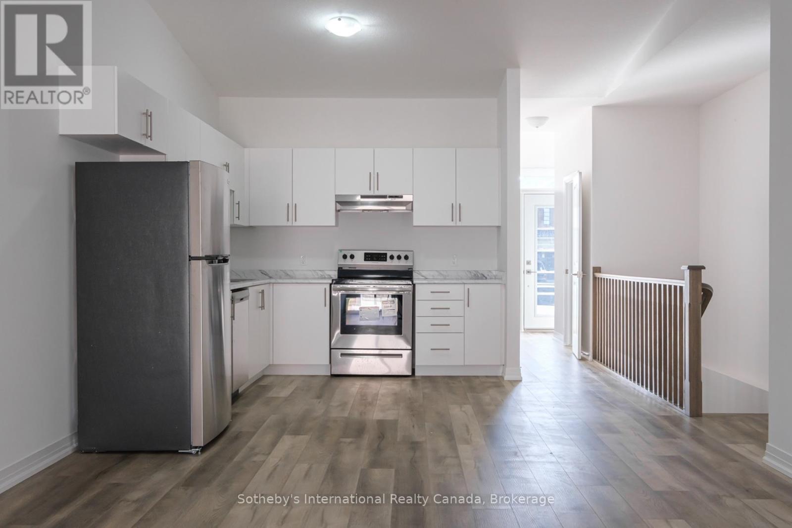 36 - 550 GREY STREET