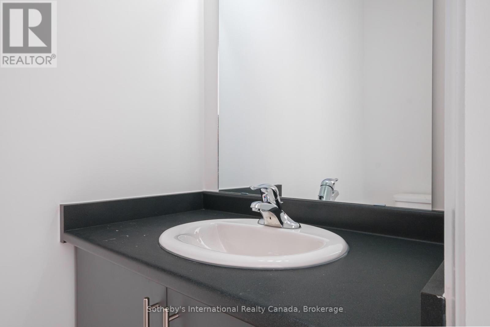 36 - 550 GREY STREET