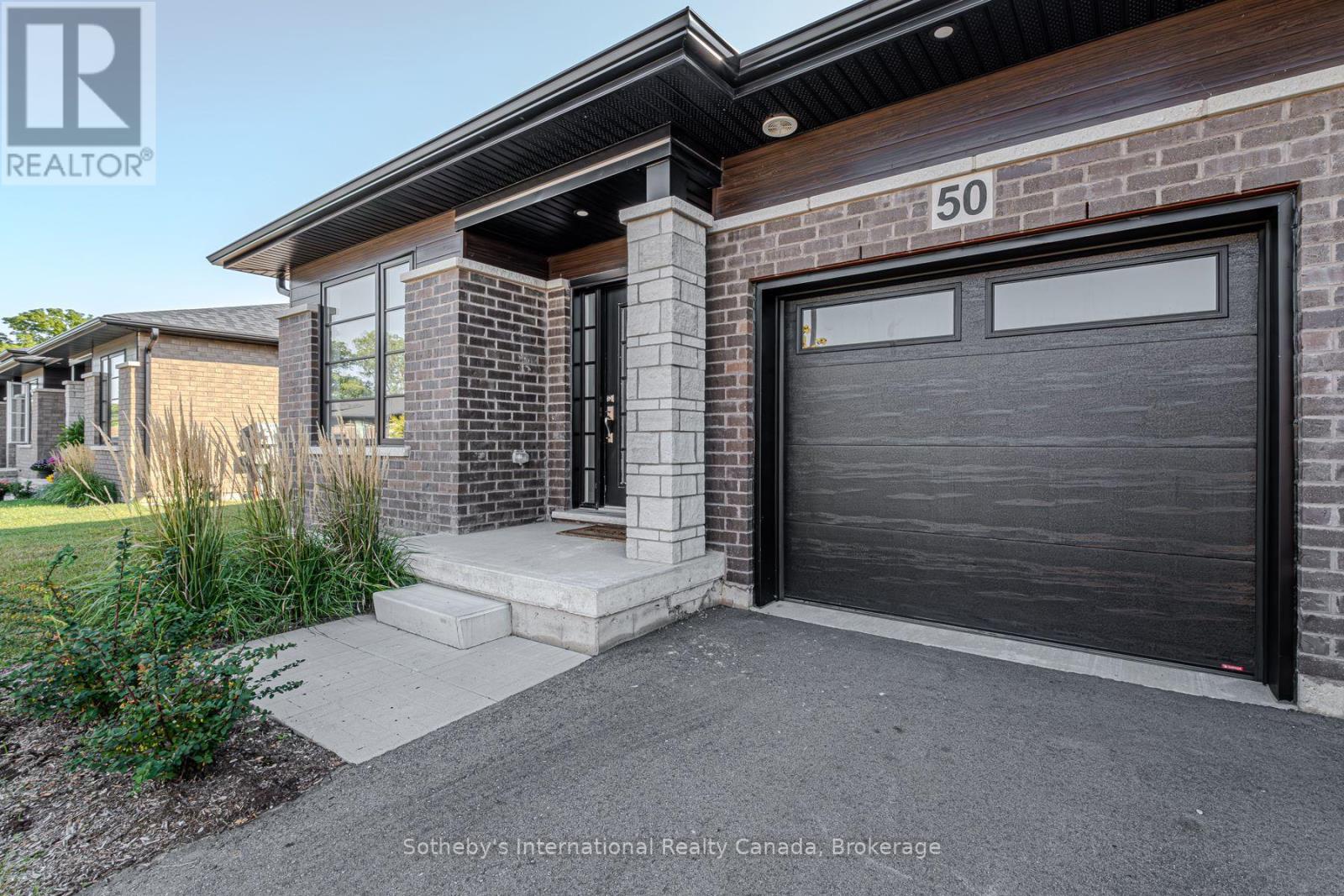 50 - 550 GREY STREET