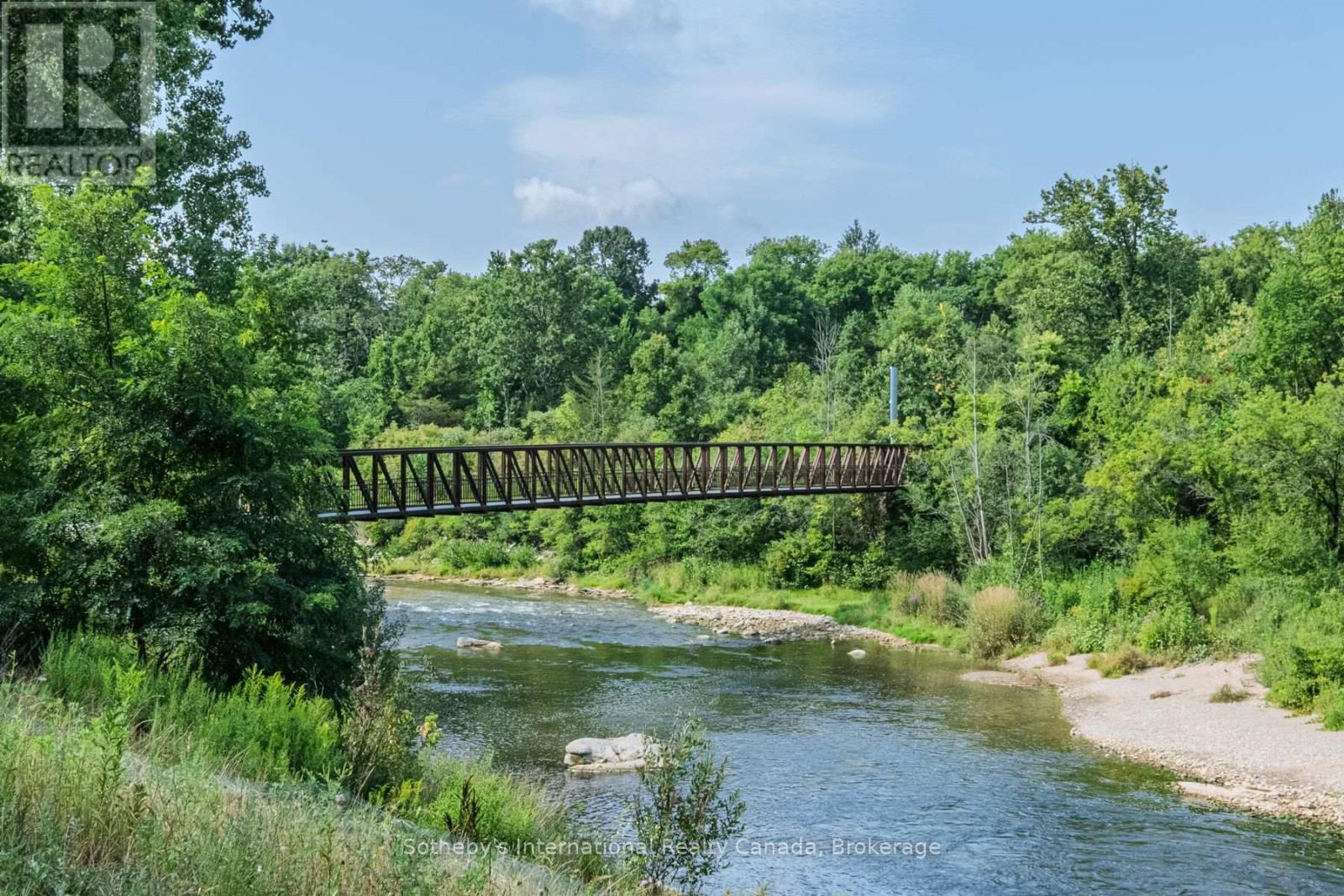 402 - 140 WEST RIVER STREET