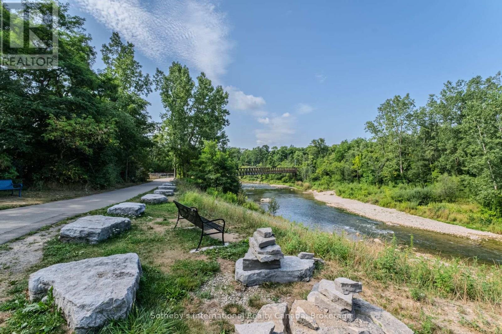 402 - 140 WEST RIVER STREET