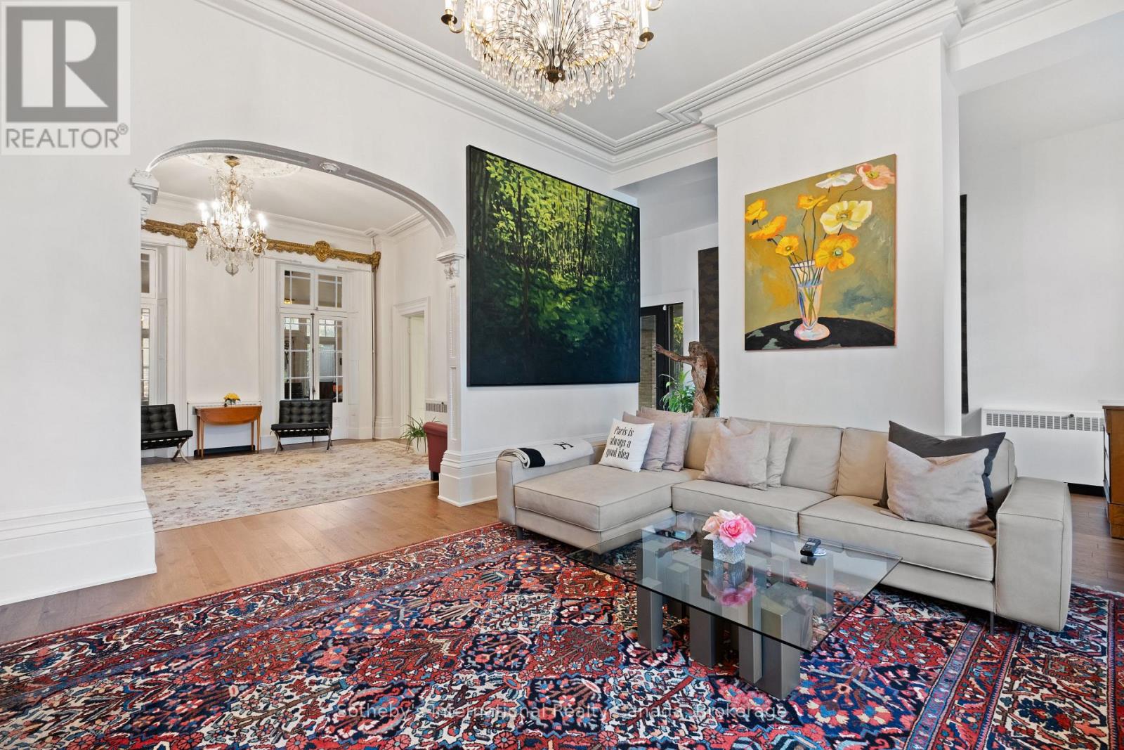 194 GRAND RIVER STREET N