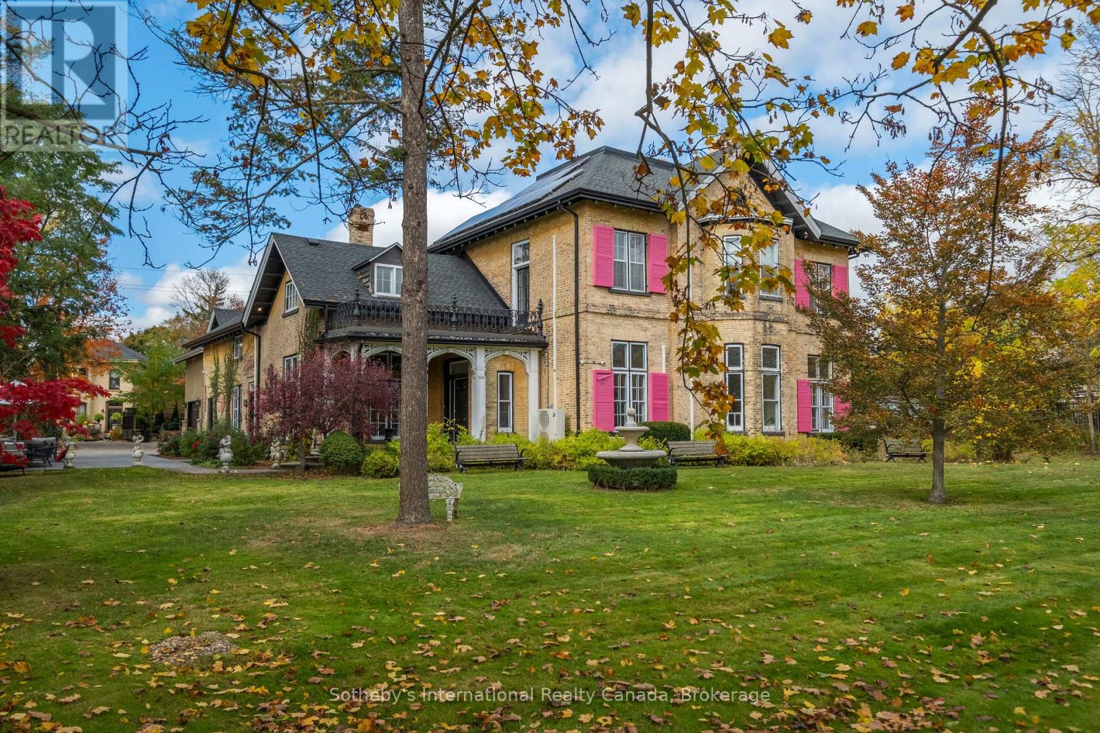 194 GRAND RIVER STREET N