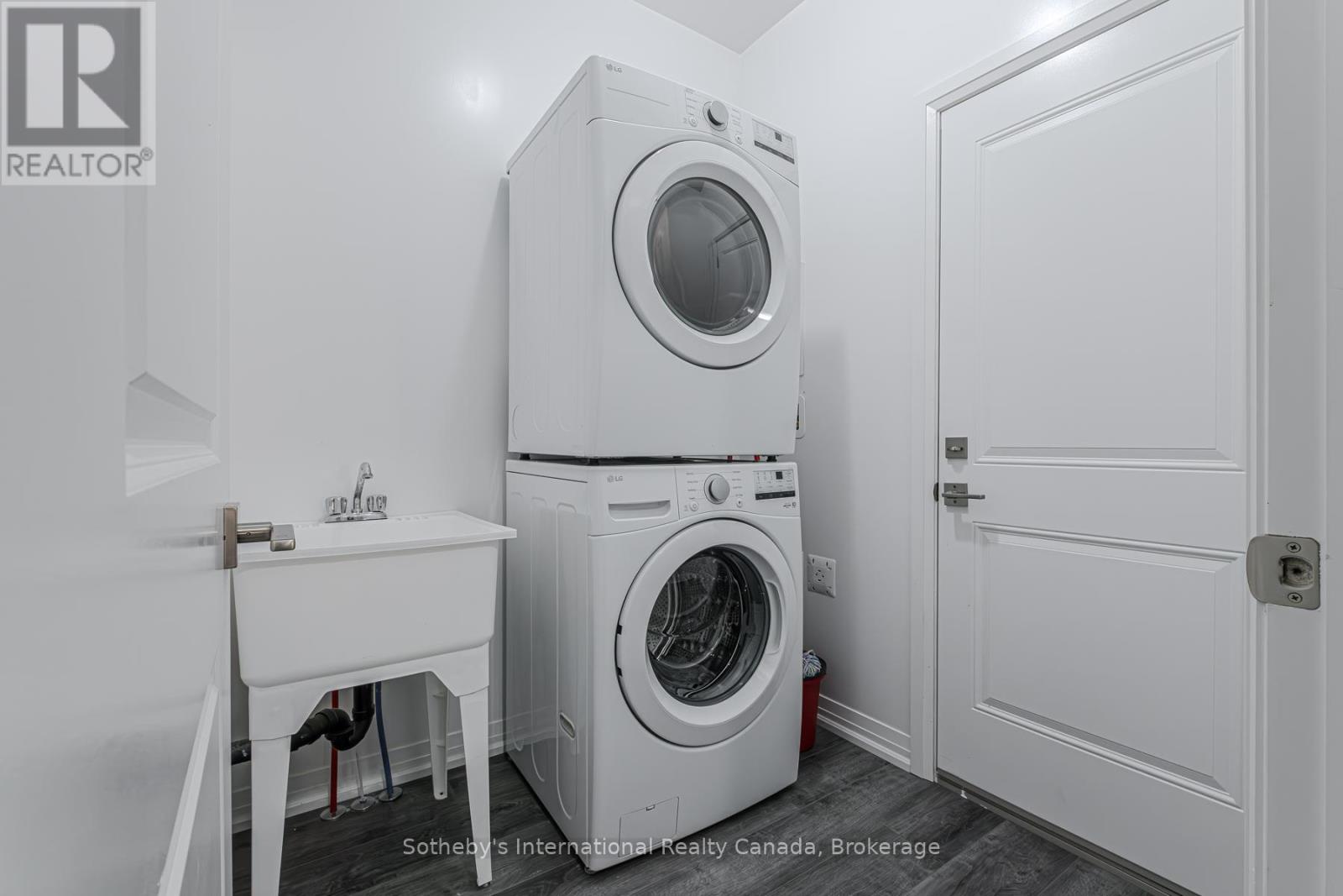 20 - 550 GREY STREET