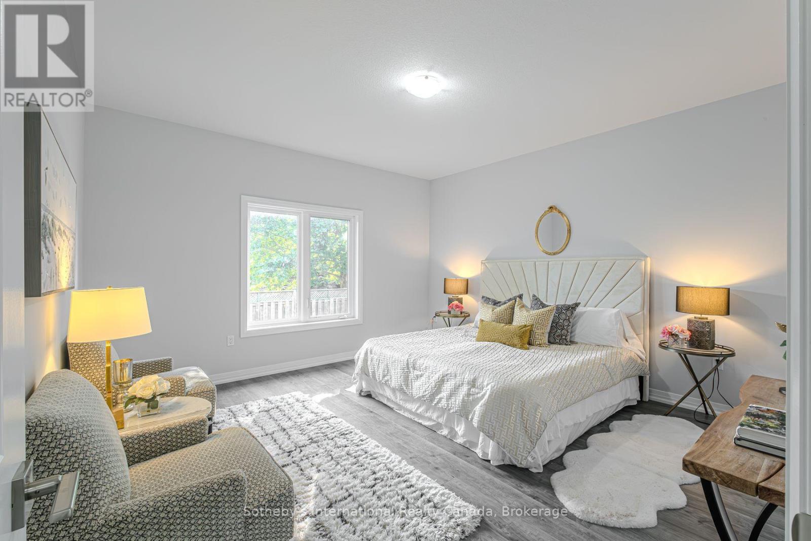 20 - 550 GREY STREET