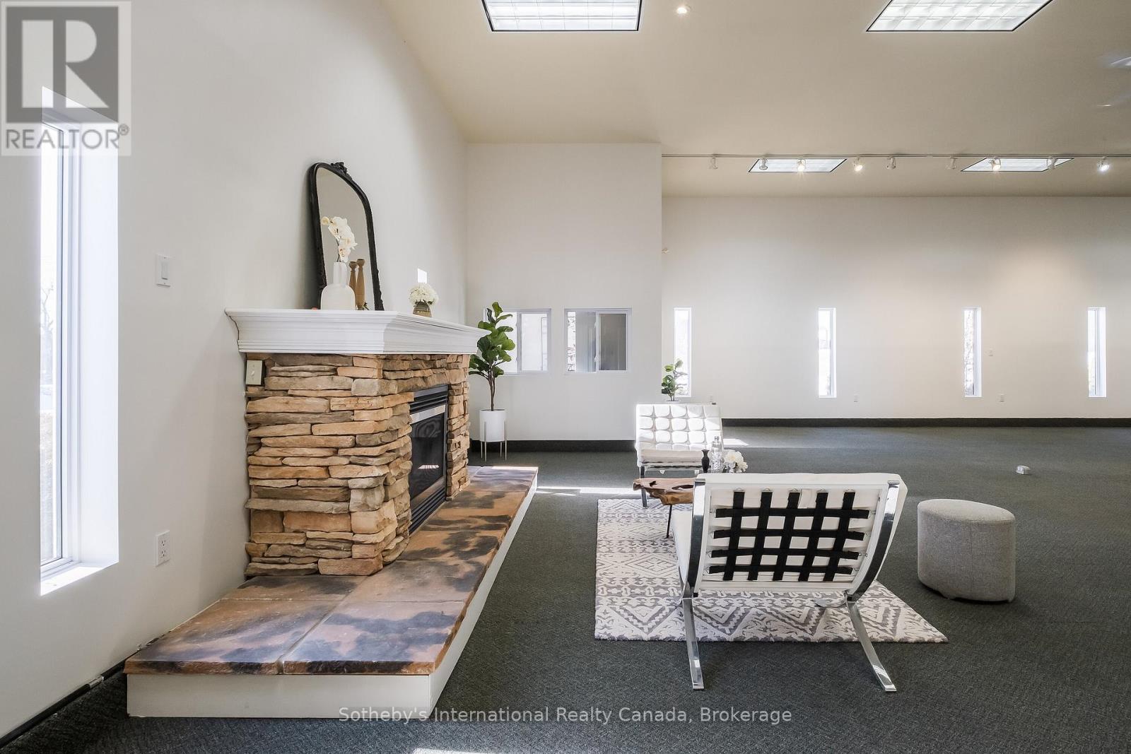 138 SUGAR MAPLE ROAD