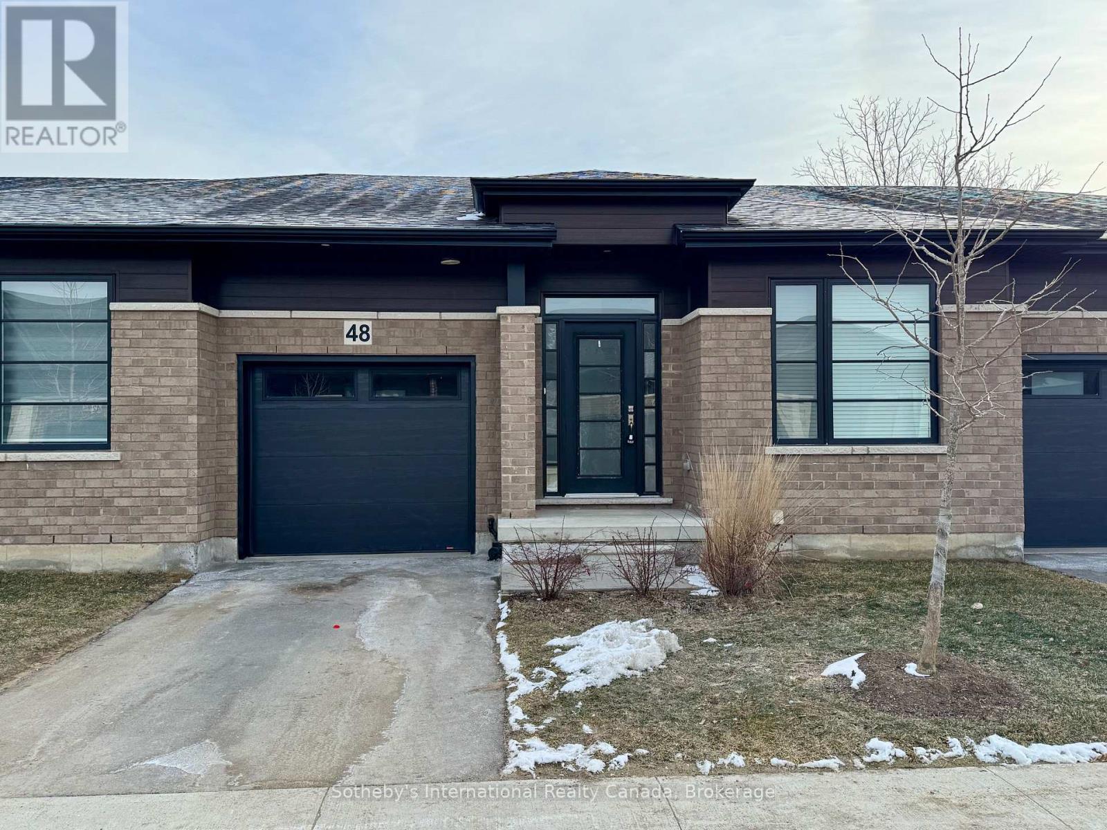 48 - 550 GREY STREET