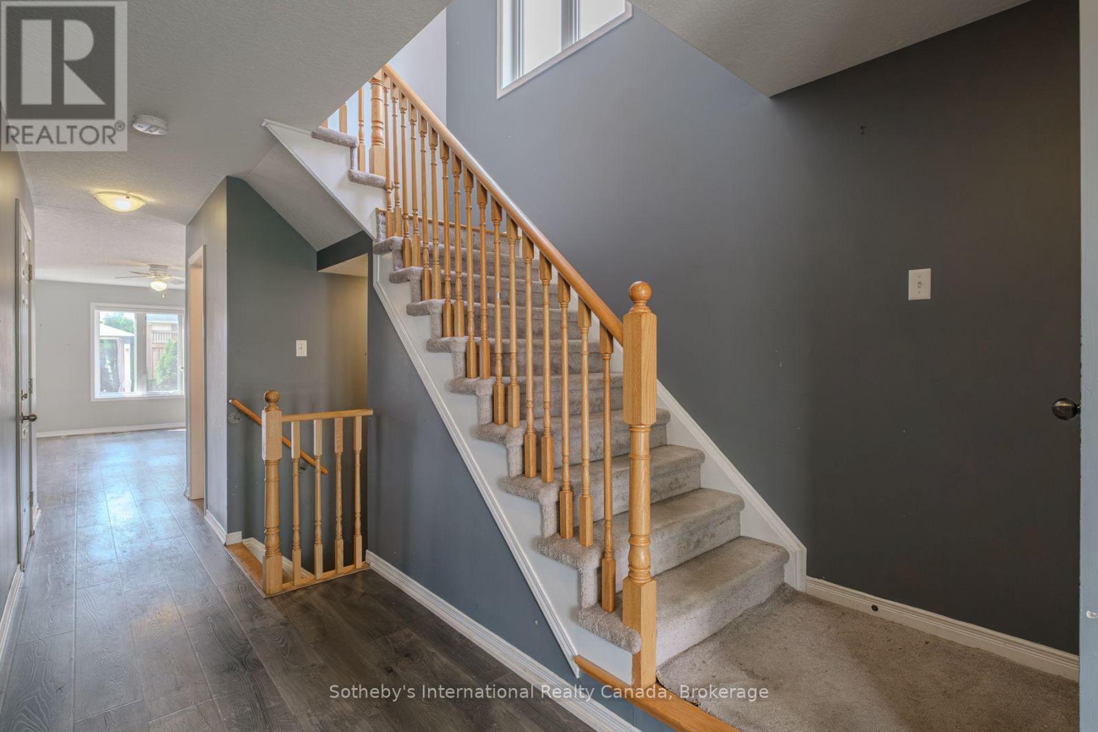 17 DWYER COURT