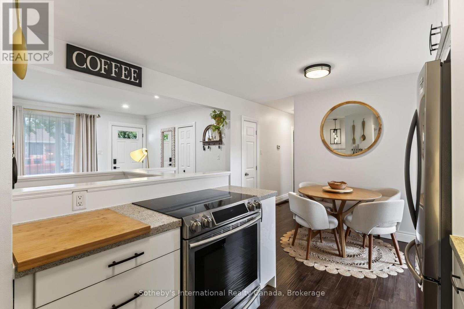 94 NINTH AVENUE