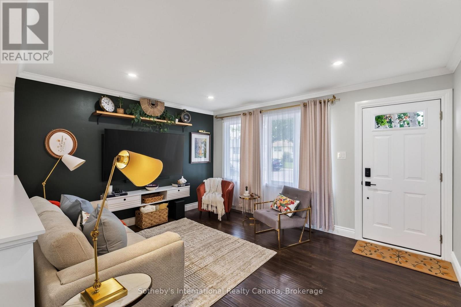 94 NINTH AVENUE