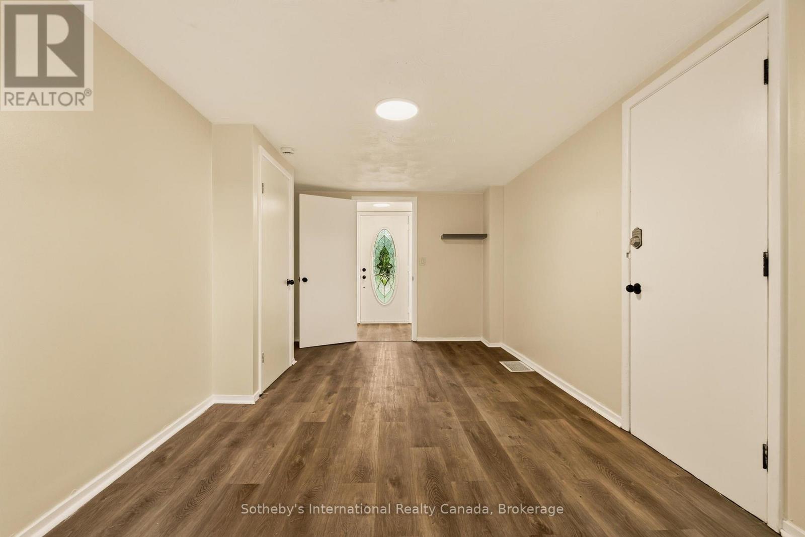 7 DELMAR DRIVE