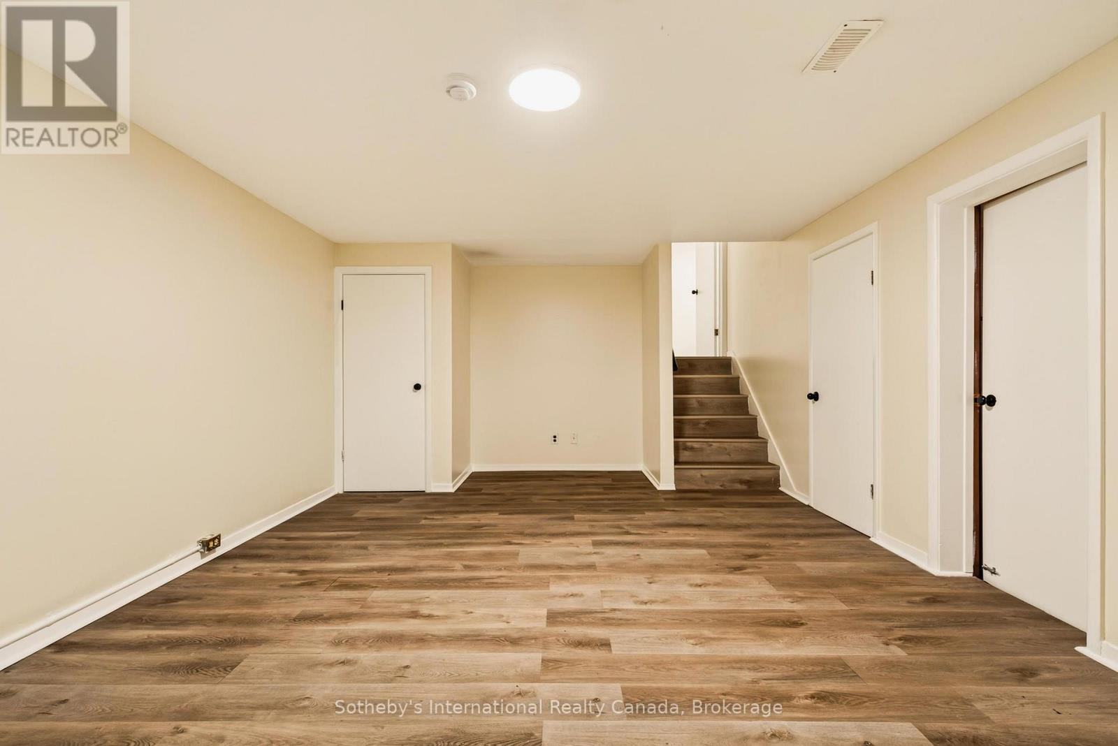 7 DELMAR DRIVE
