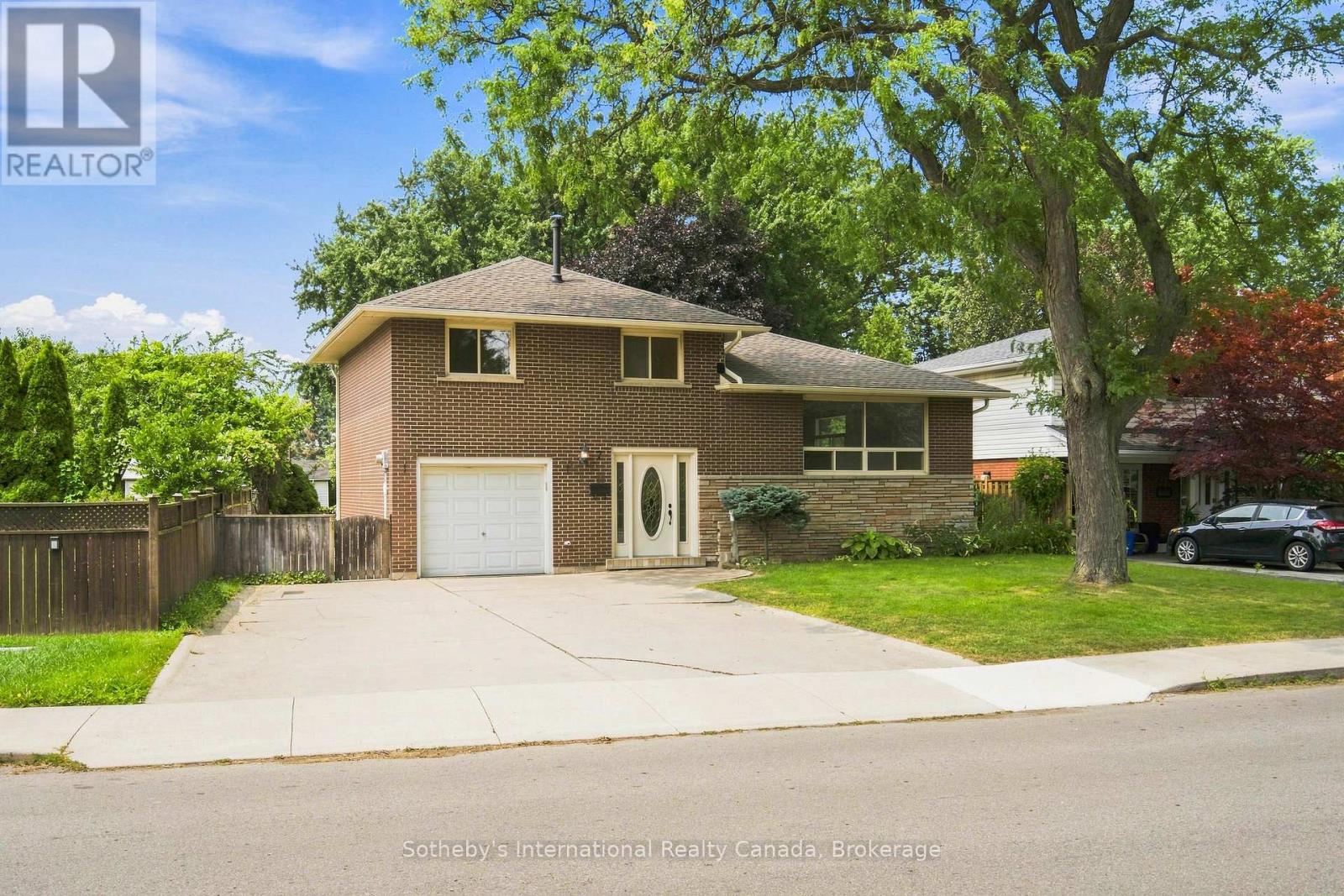 7 DELMAR DRIVE