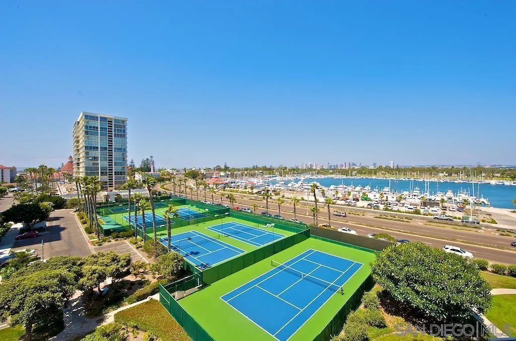 1750 Avenida Del Mundo Unit 210