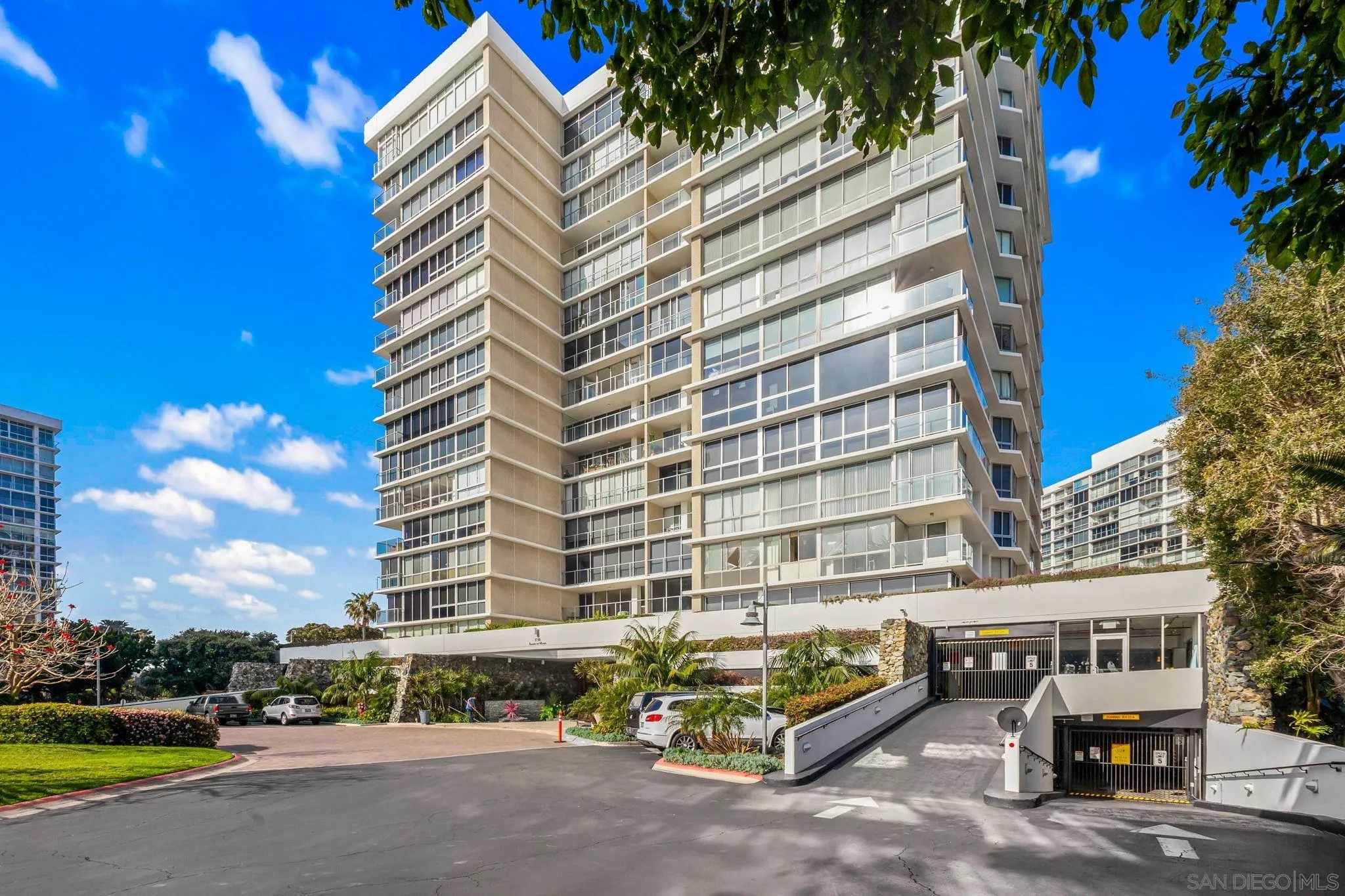 1750 Avenida Del Mundo Unit 210