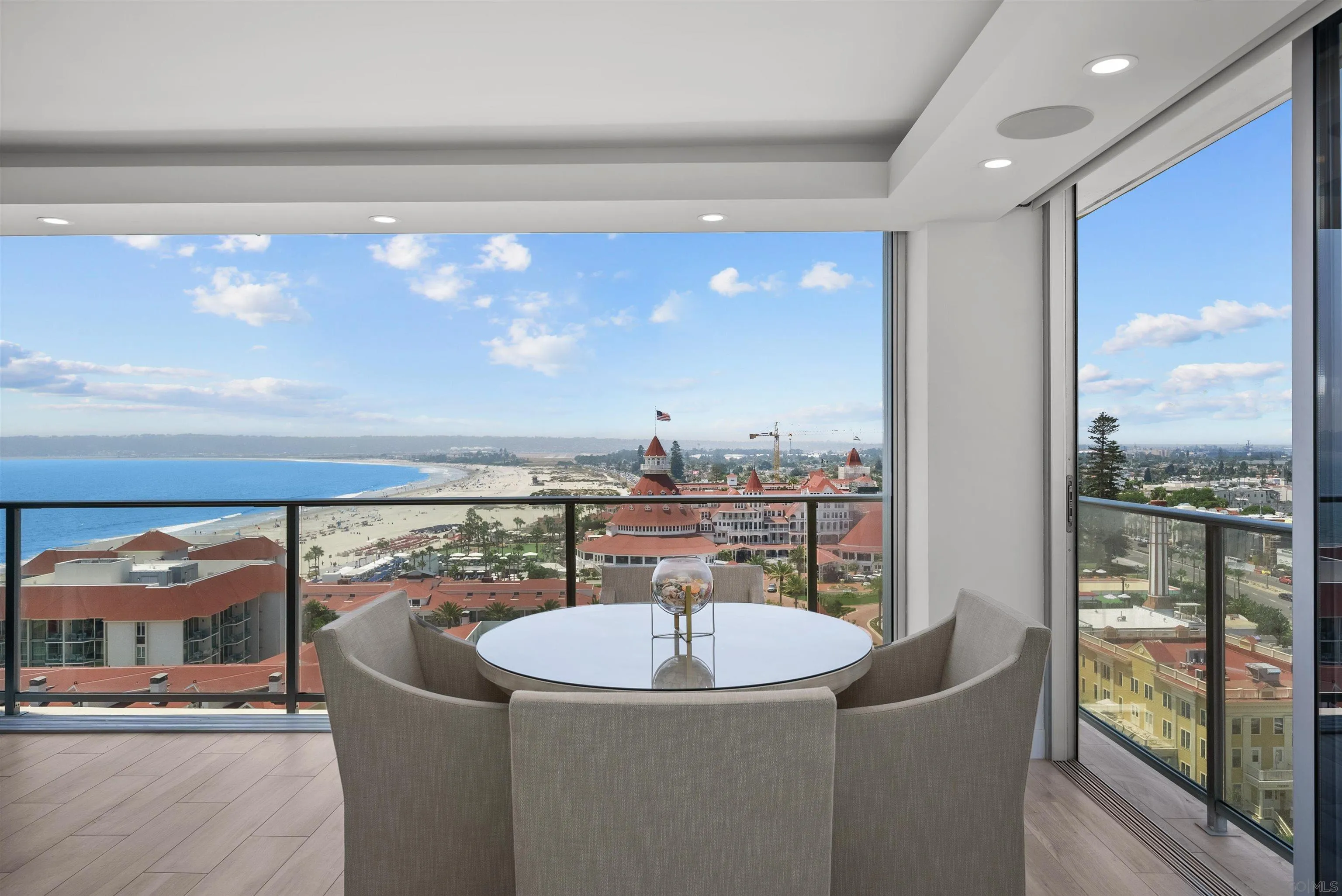 1710 Avenida Del Mundo Unit 1408