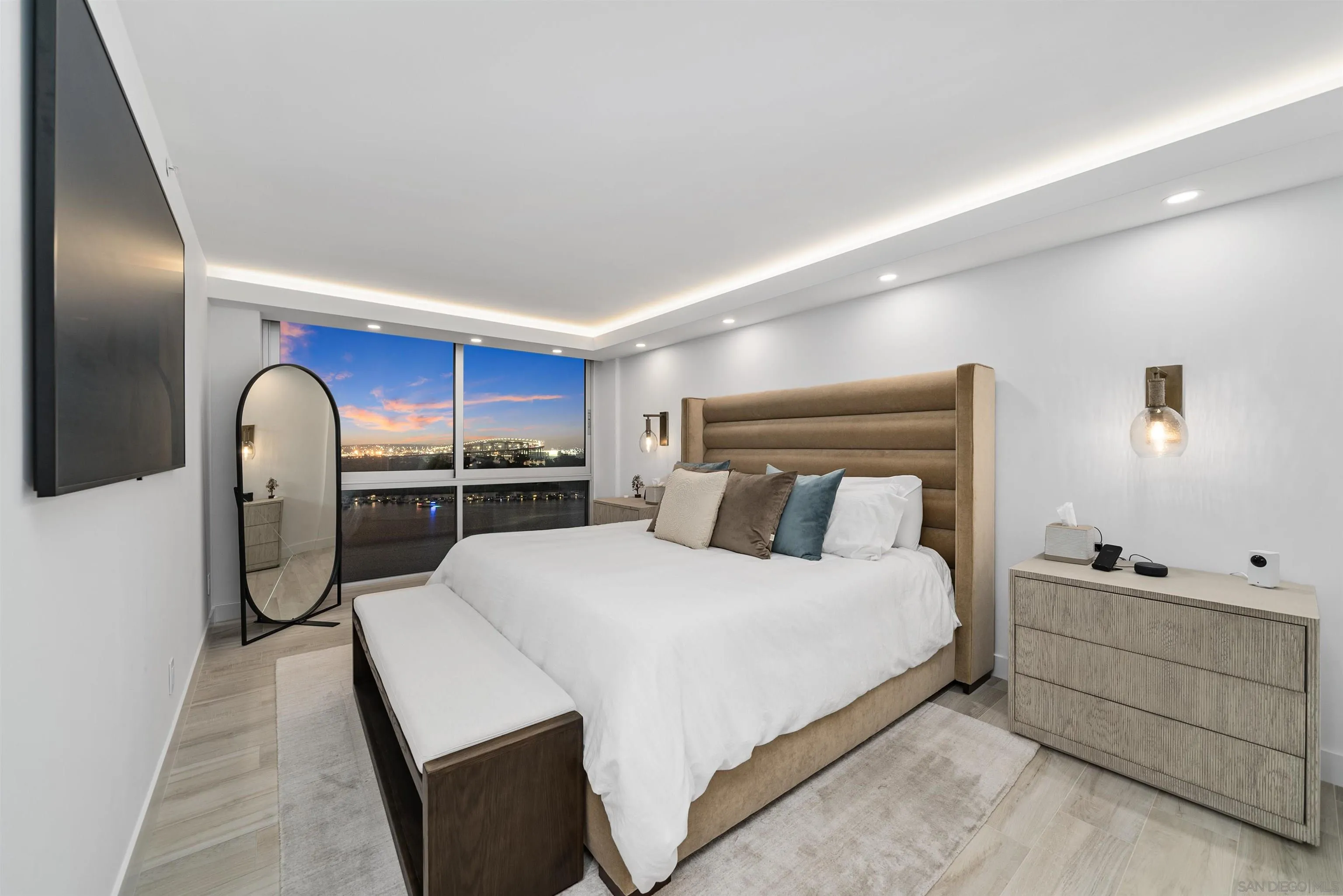 1710 Avenida Del Mundo Unit 1408