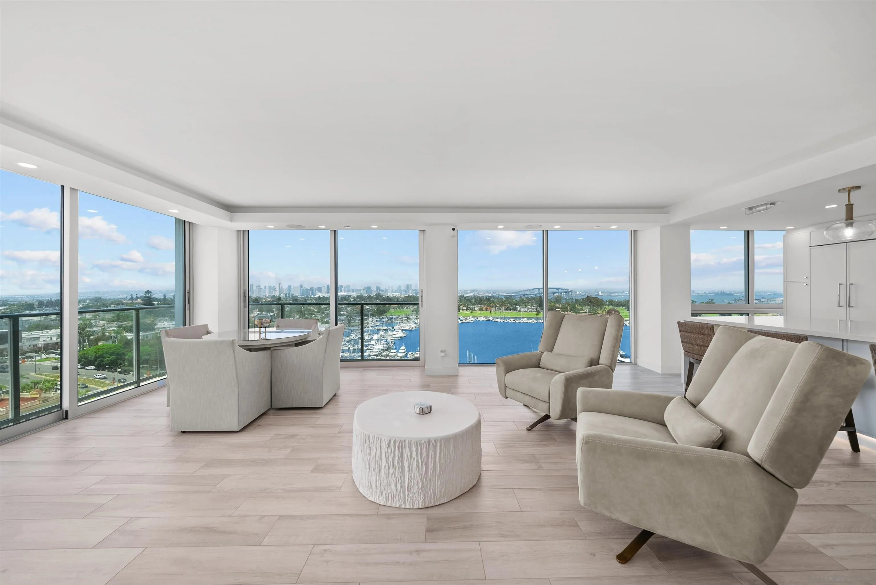 1710 Avenida Del Mundo Unit 1408