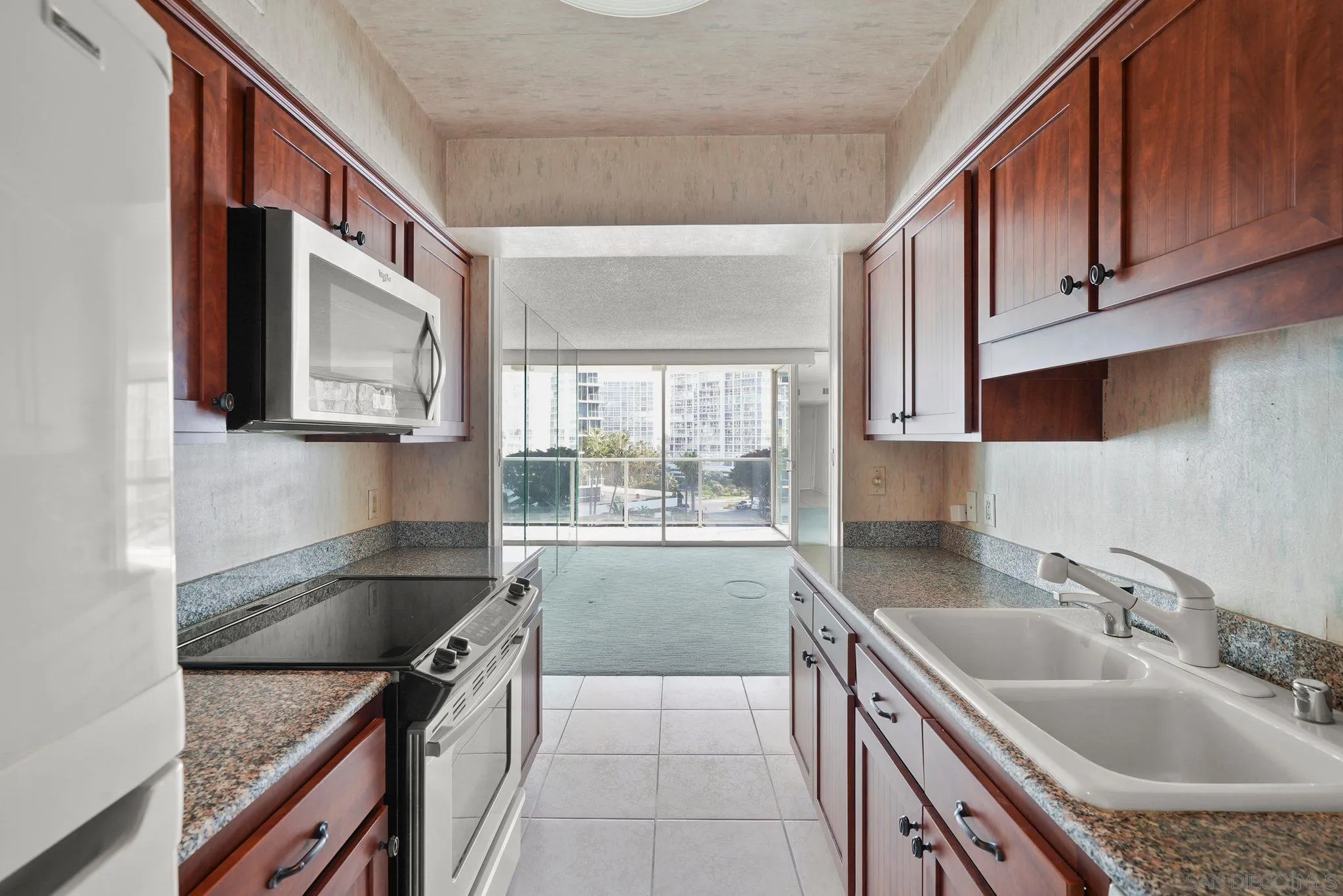 1730 Avenida Del Mundo Unit 402