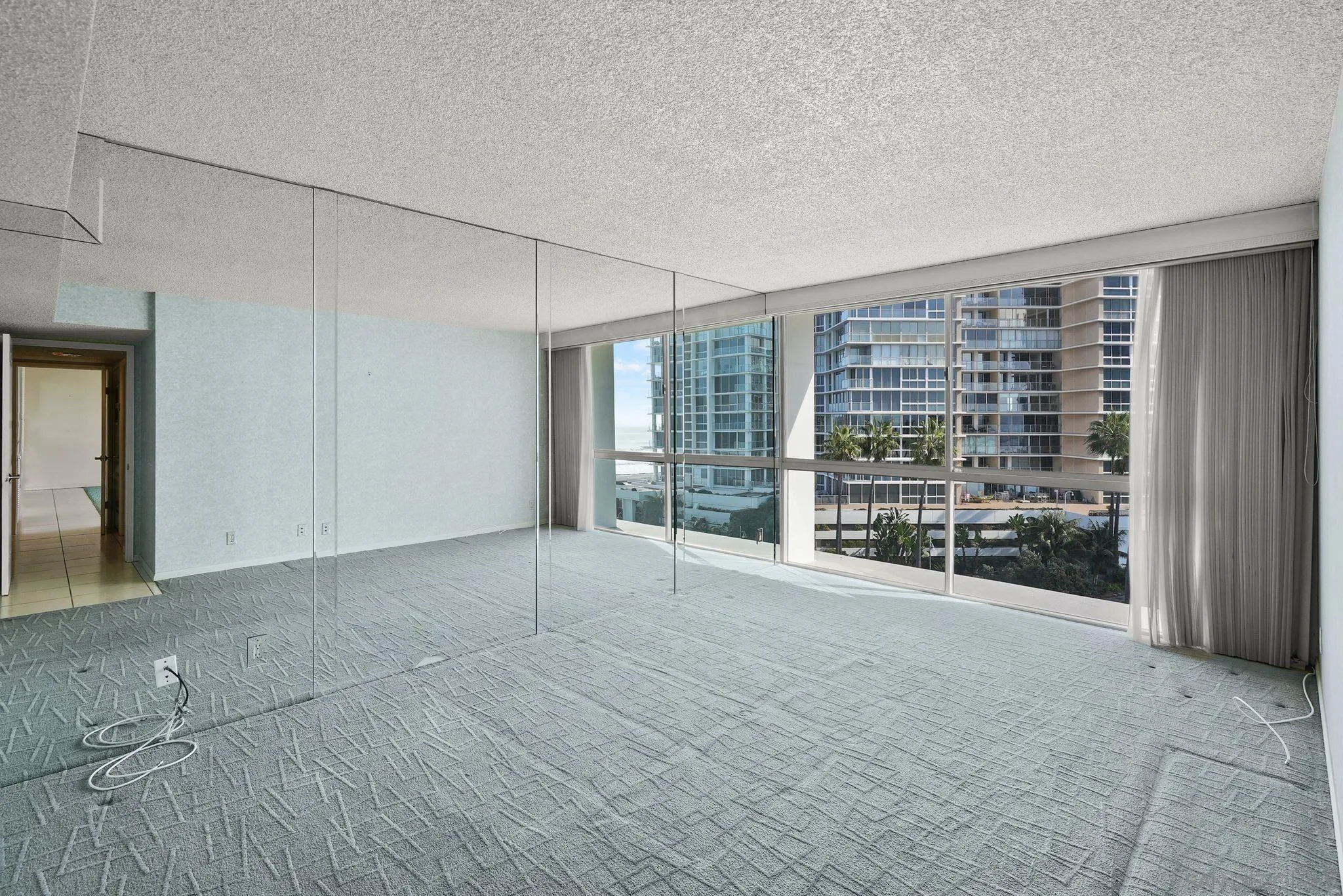1730 Avenida Del Mundo Unit 402