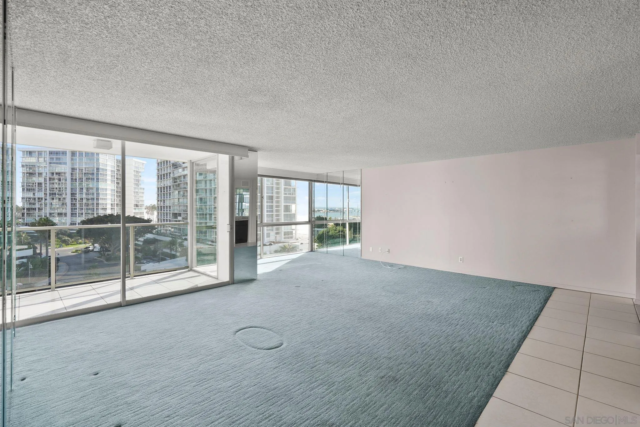 1730 Avenida Del Mundo Unit 402
