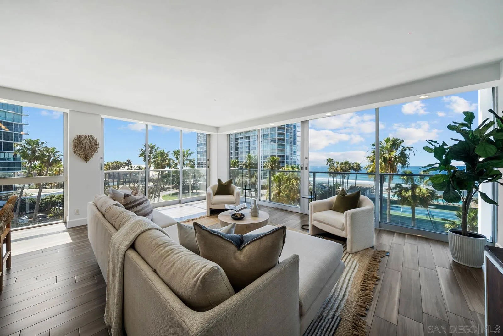 1810 Avenida Del Mundo Unit 408