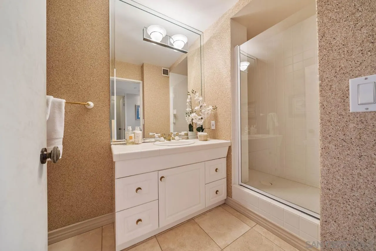 1780 Avenida Del Mundo Unit 409