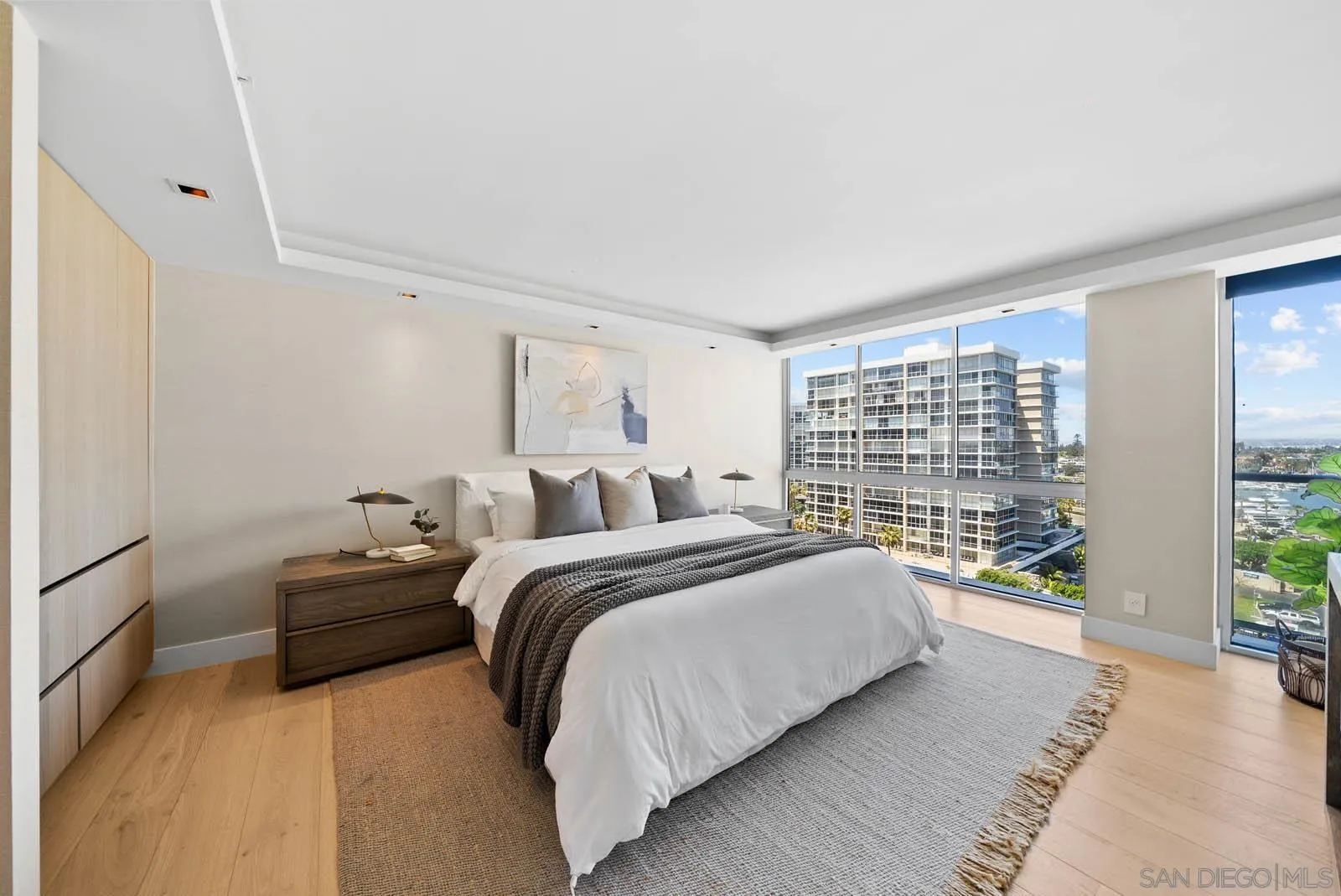 1780 Avenida Del Mundo Unit 902