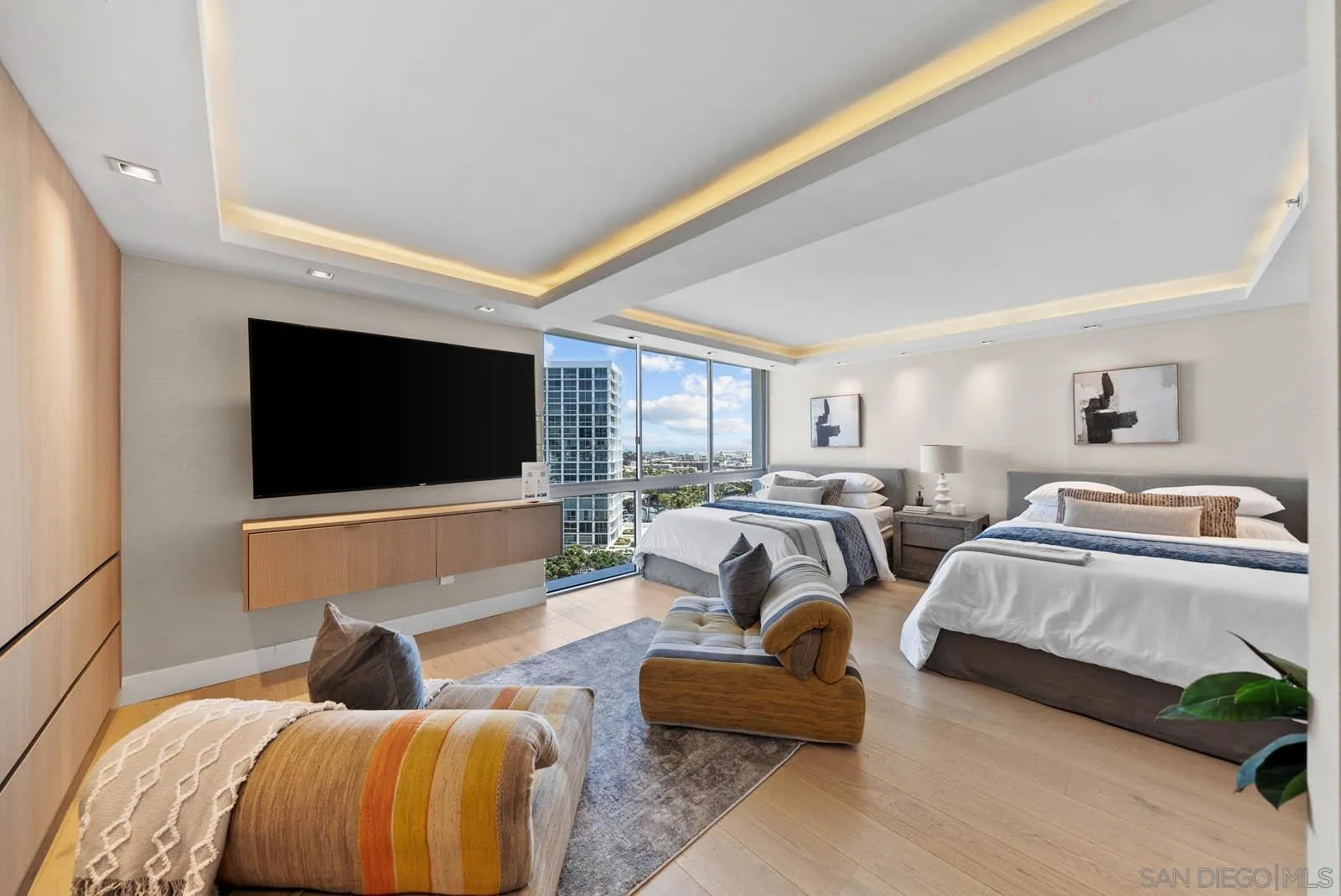 1780 Avenida Del Mundo Unit 902