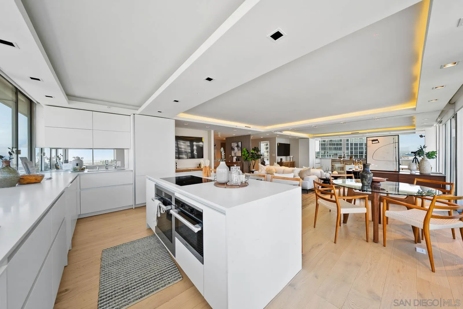 1780 Avenida Del Mundo Unit 902