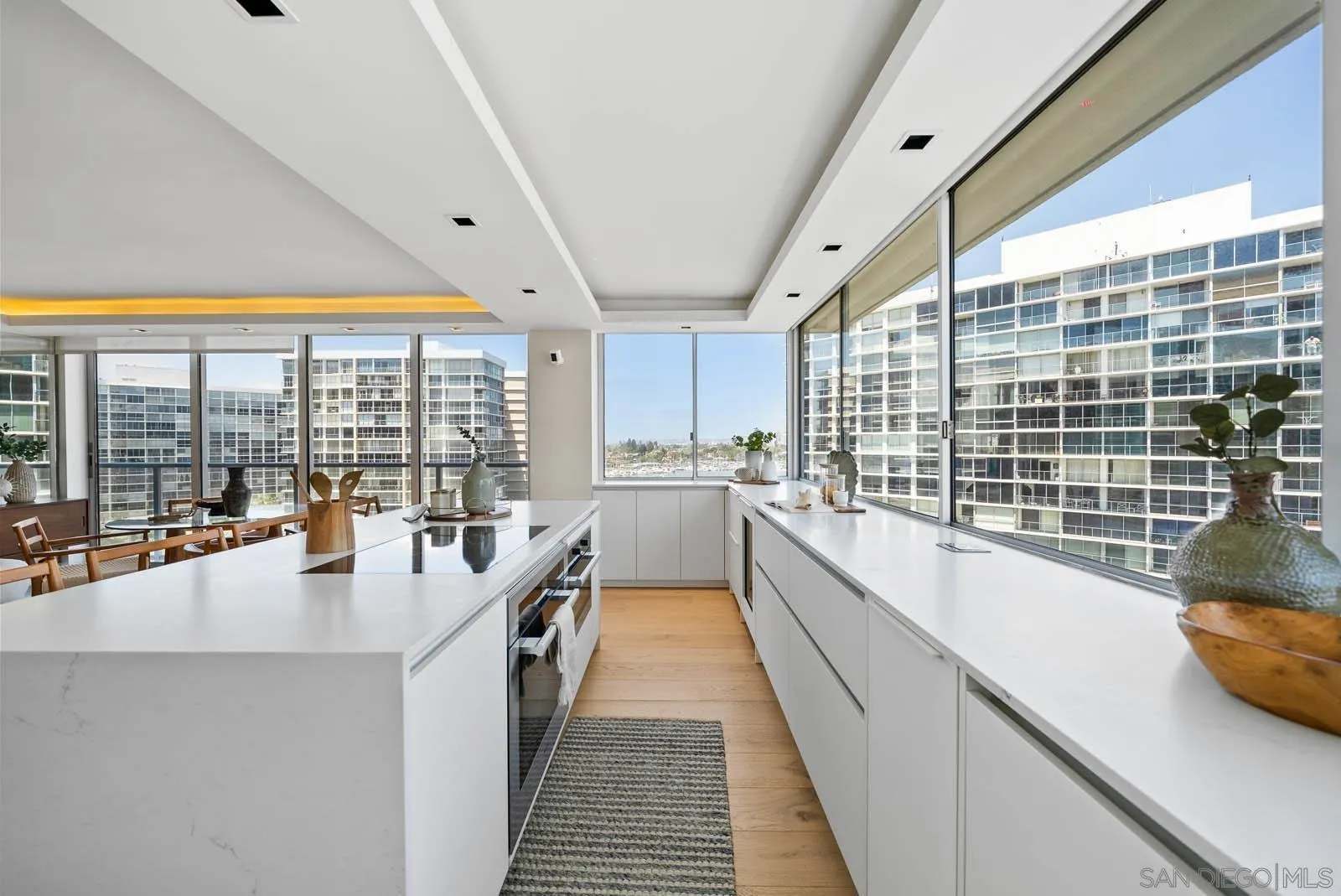 1780 Avenida Del Mundo Unit 902