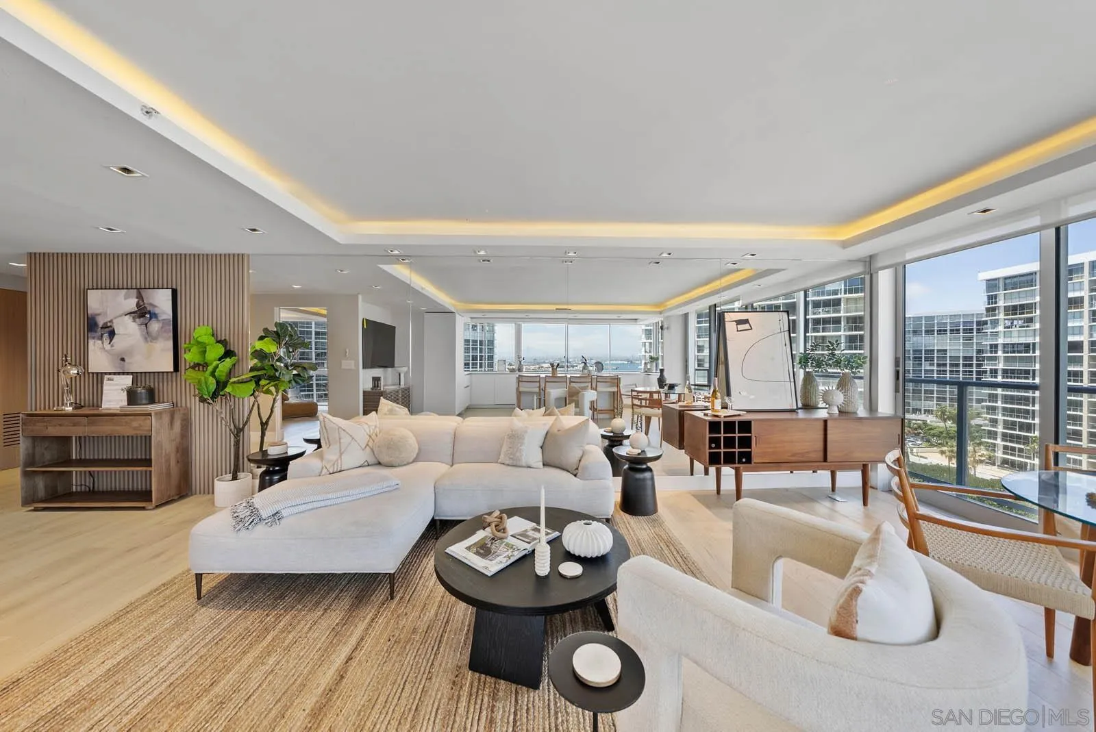 1780 Avenida Del Mundo Unit 902