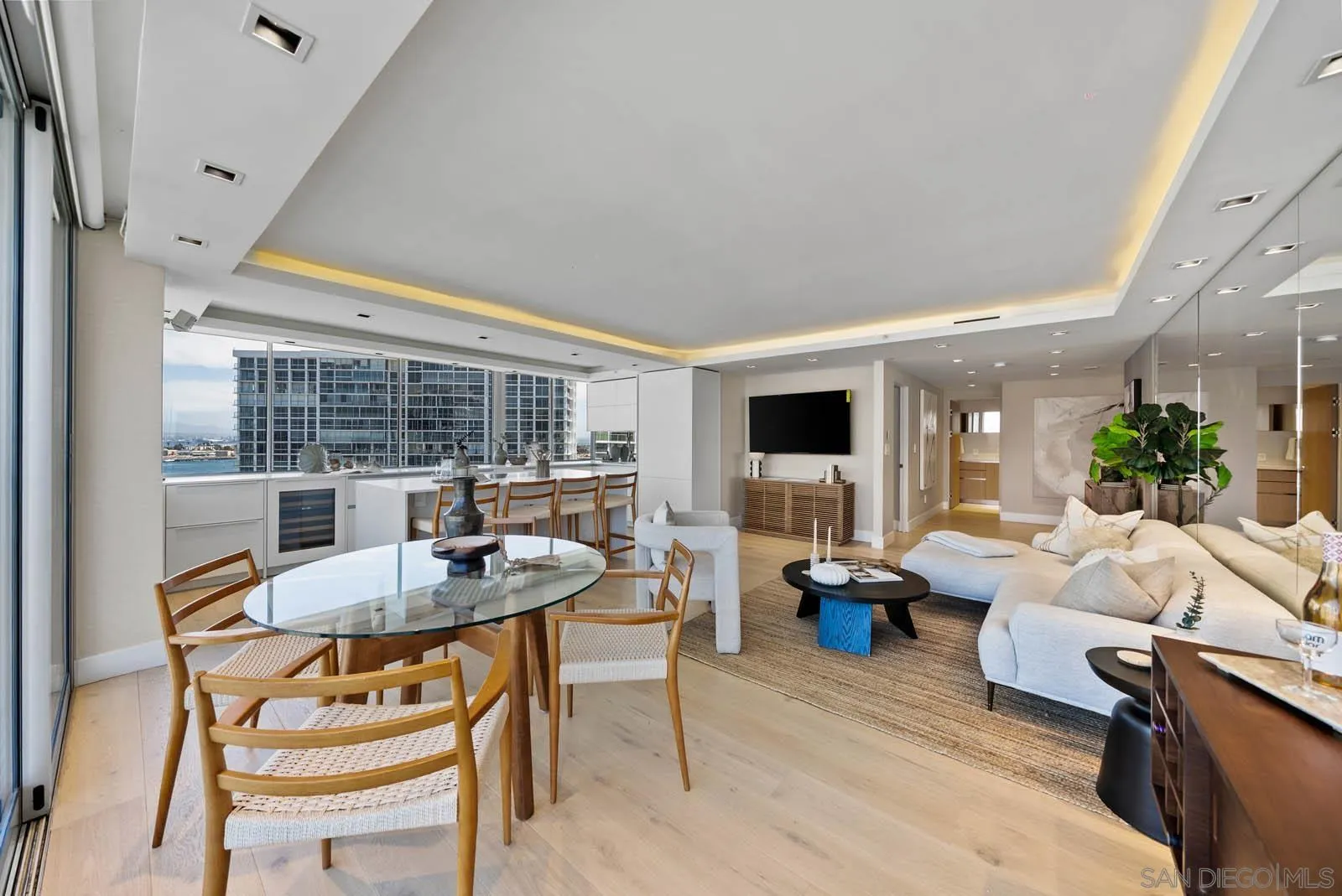 1780 Avenida Del Mundo Unit 902