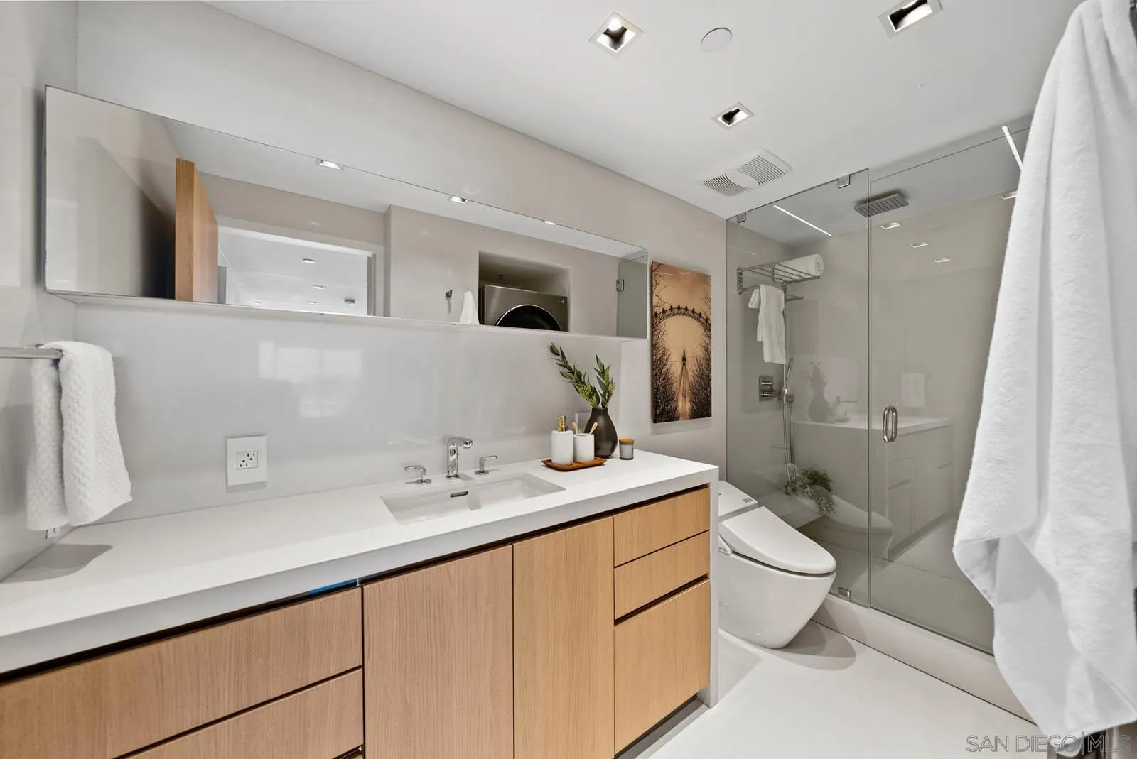 1780 Avenida Del Mundo Unit 902