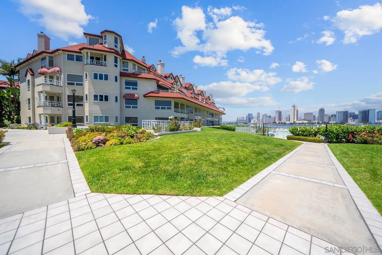 1099 1st St Unit 317