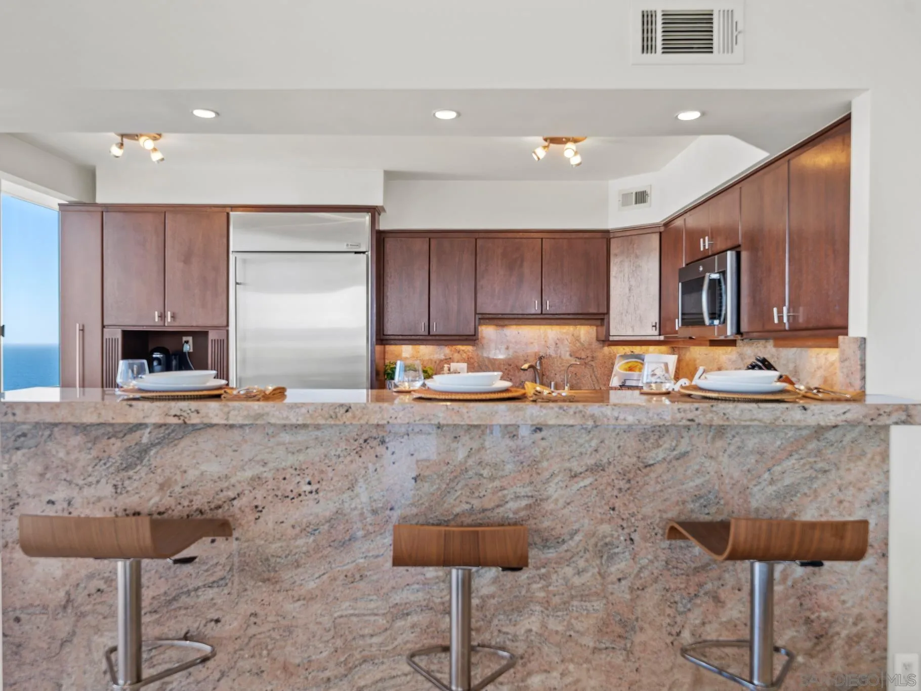 1730 Avenida Del Mundo Unit 1503